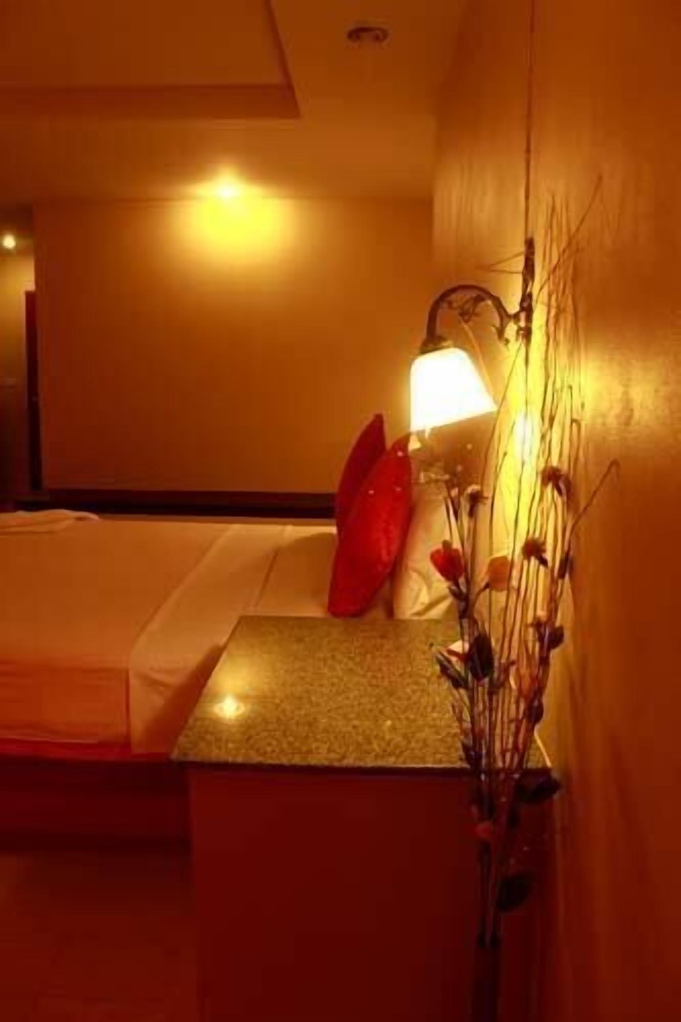 Sp House Phuket Hotel Kata Beach  Exterior photo