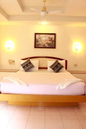 Sp House Phuket Hotel Kata Beach  Exterior photo